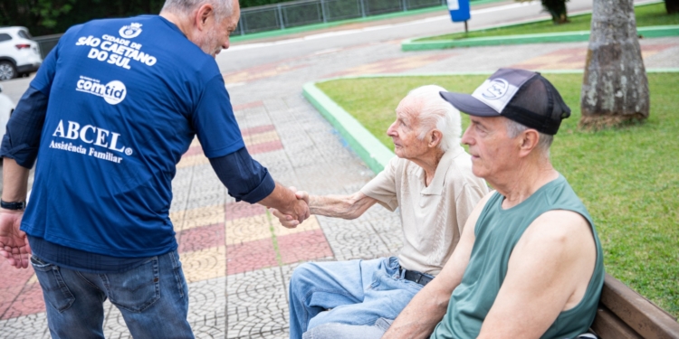SCS celebra Dia Nacional da Pessoa Idosa com atividades de saúde, lazer e integração