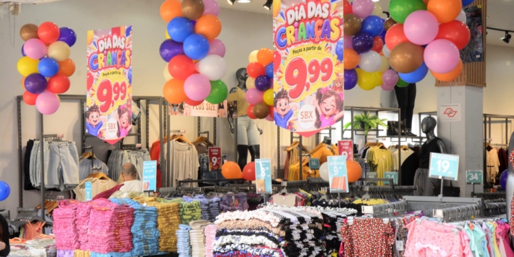 Procon Santo André orienta consumidores para compras seguras no Dia das Crianças