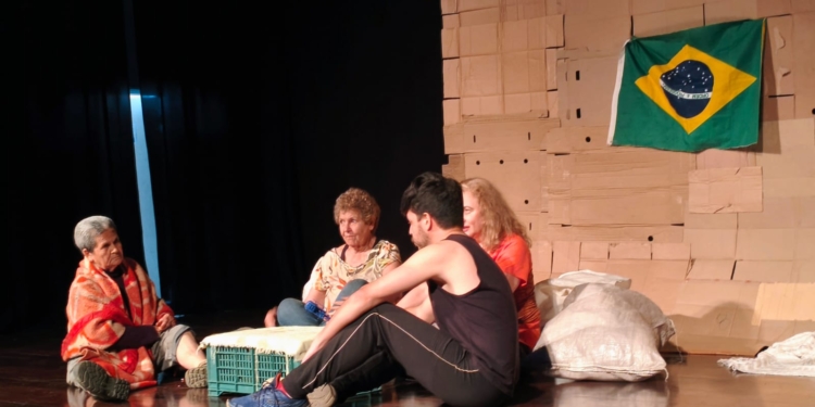 Ribeirão Pires realiza 27ª Mostra de Teatro da EMARP com apresentações gratuitas