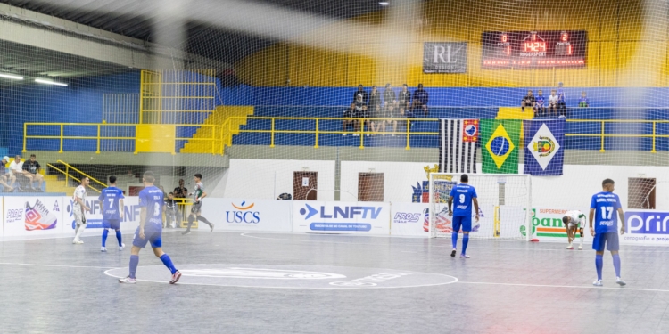 Liga São Caetano de Futsal faz 1º jogo das quartas-de-final da LNF Silver no domingo contra o Dracena