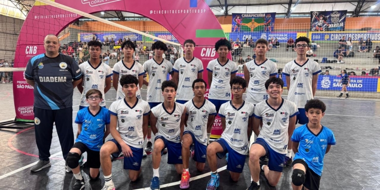 Vôlei masculino Sub-15 de Diadema conquista bronze no Circuito Esportivo de SP