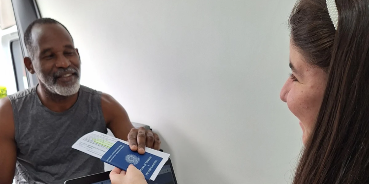 Cate Móvel oferece empregos em São Paulo em outubro