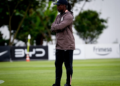 Corinthians inicia preparação para enfrentar o Mirassol; Memphis Depay volta a treinar no gramado
